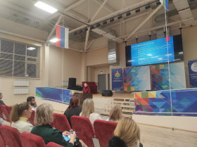 В гимназии проведены родительские собрания для параллелей 7 и 8 классов..