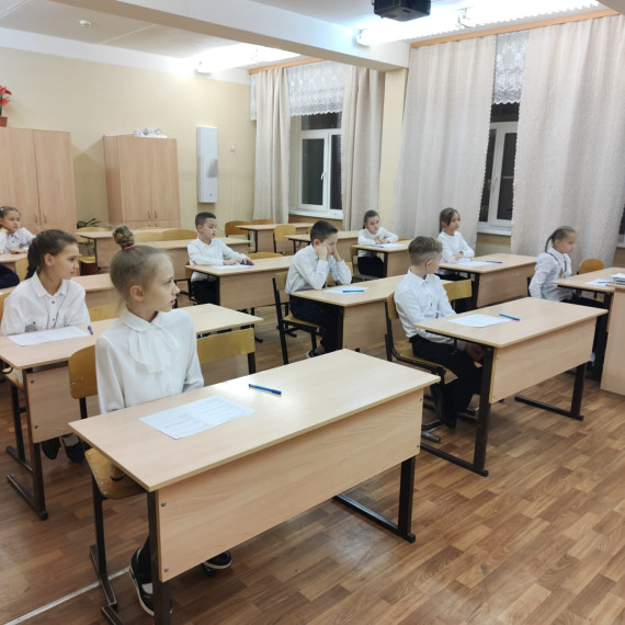 Вчера учащихся 3-4-х классов гимназии приняли участие в муниципальном туре военно-спортивной игры «Зарничка».