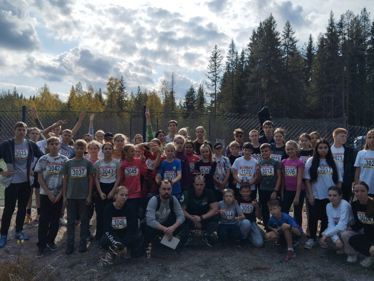 Учащиеся и педагоги гимназии приняли участие во Всероссийском дне бега «Кросс нации — 2023».
