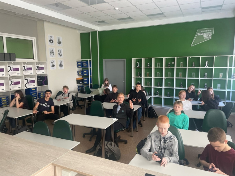 Состоялось очередное занятие по курсу "Россия - мои горизонты" для учащихся 6-11 классов.