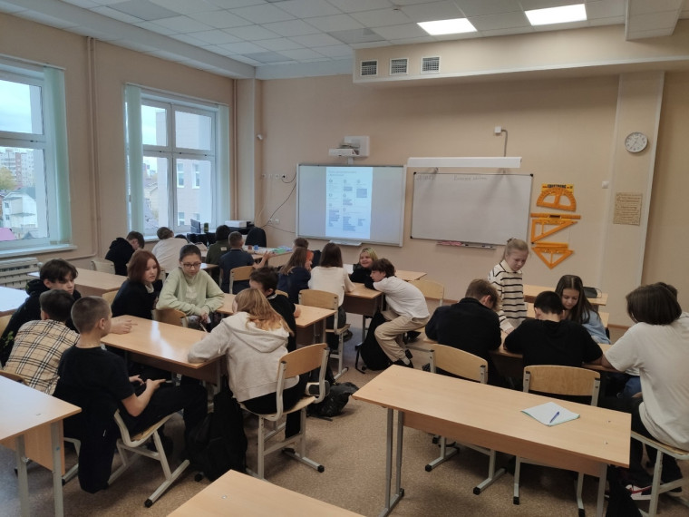 В четверг для гимназистов 6-11 классов проведено очередное занятие по курсу «Россия — мои горизонты».