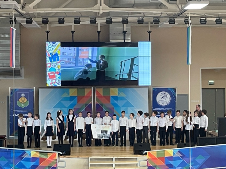 Состоялась церемония посвящения пятиклассников в профили, которая была приурочена к празднованию Дня гимназии (19 октября).