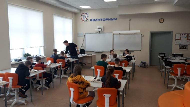 27 марта с дружеским визитом наш Кванториум посетили ребята из школы № 3 имени В. И. Лыткина города Сыктывкар.